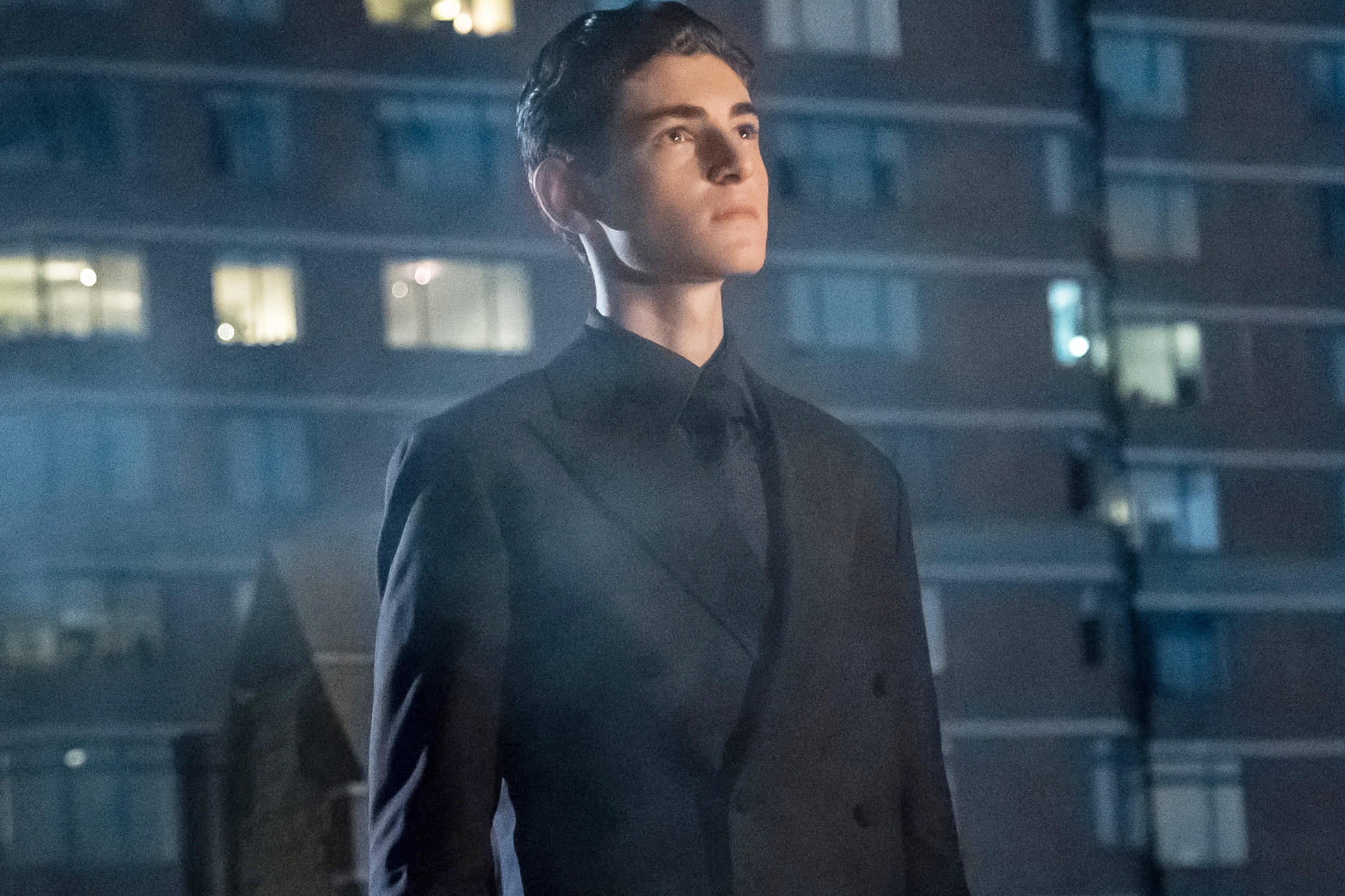 Gotham | David Mazouz publica foto indicando fim das gravações da temporada final de Gotham!