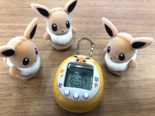Pokémon | Tamagotchi em parceria com Pokémon produz bichinho virtual