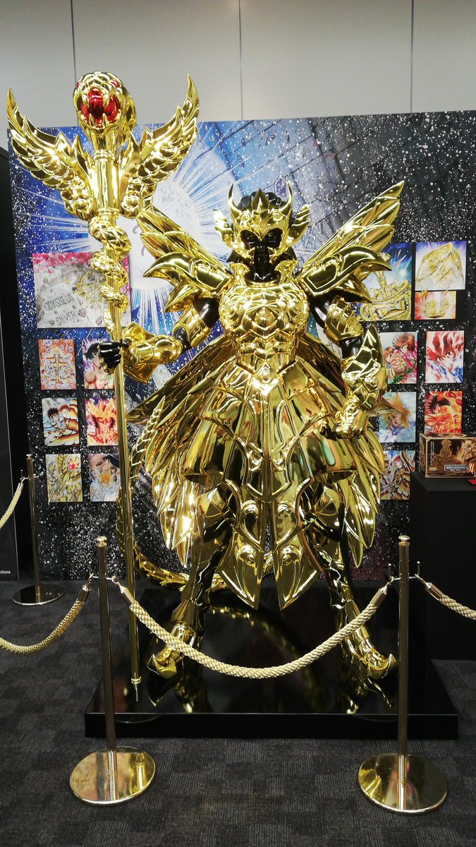 Cavaleiros do Zodíaco | Armadura de Serpentário em tamanho real é exposta em Akihabara no Japão!