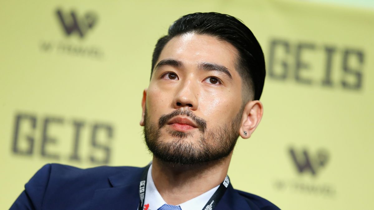 Ator Godfrey Gao de Os Instrumentos Mortais, morre devido a uma parada cardíaca