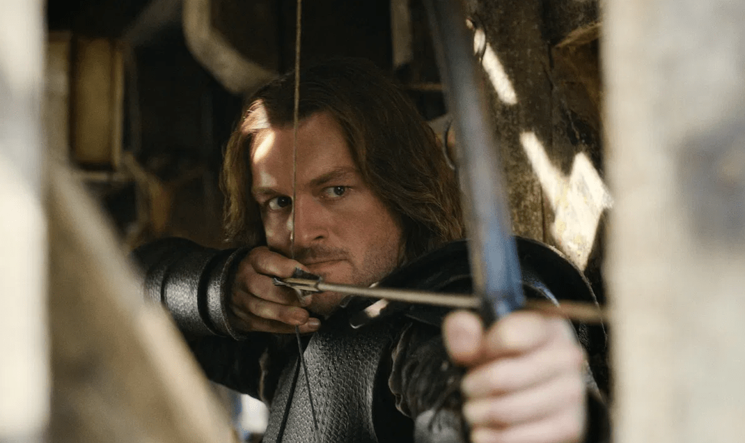 Cursed | Série medieval estrelada por Katherine Langford ganha novas imagens oficiais