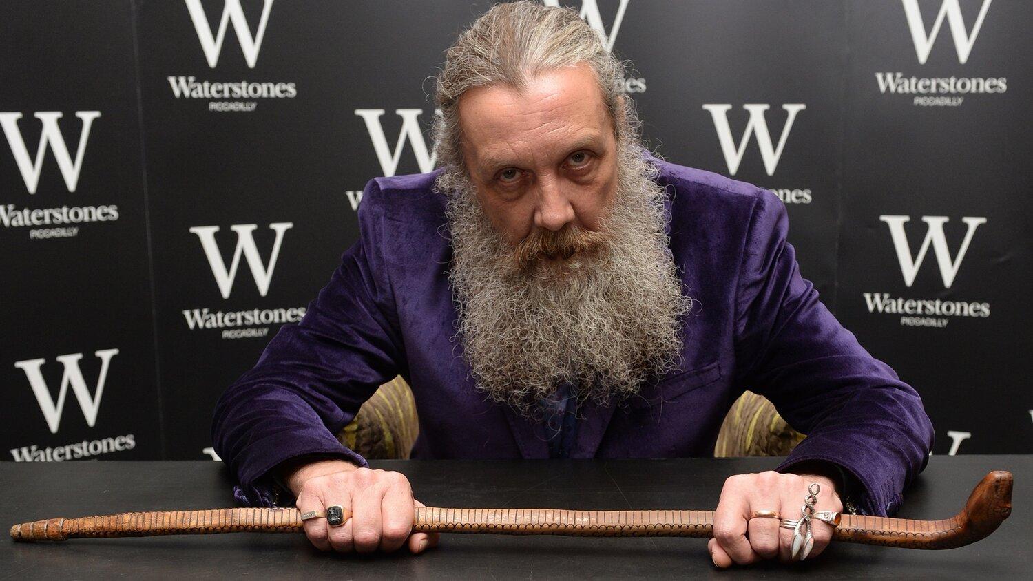 Alan Moore está trabalhando em nova série literária de fantasia!