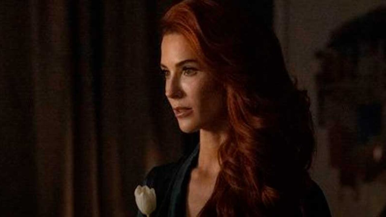 Batwoman | Revelado visual de Bridget Regan como Hera Venenosa