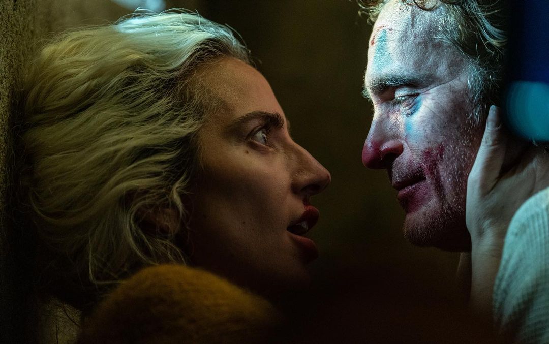 Coringa: Folie à Deux | Todd Phillips compartilha foto de Joaquin Phoenix e Lady Gaga no longa