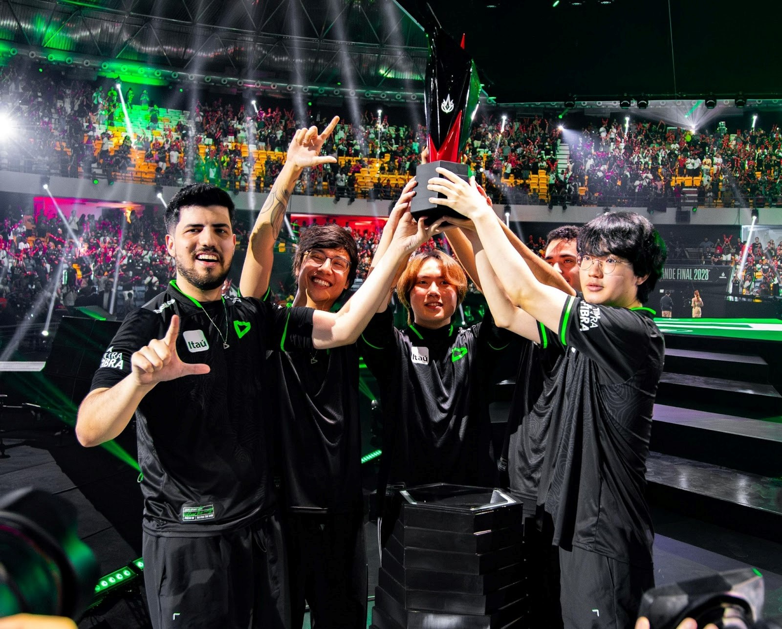 LOUD vence CBLOL e se torna única tricampeã consecutiva da história da competição