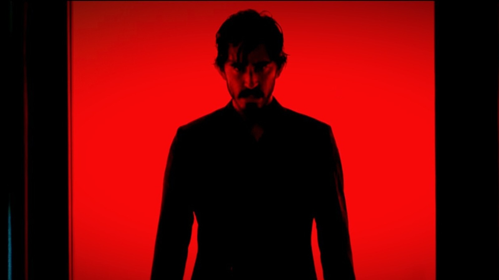 Dev Patel desencadeia a Fúria Primitiva em novo filme
