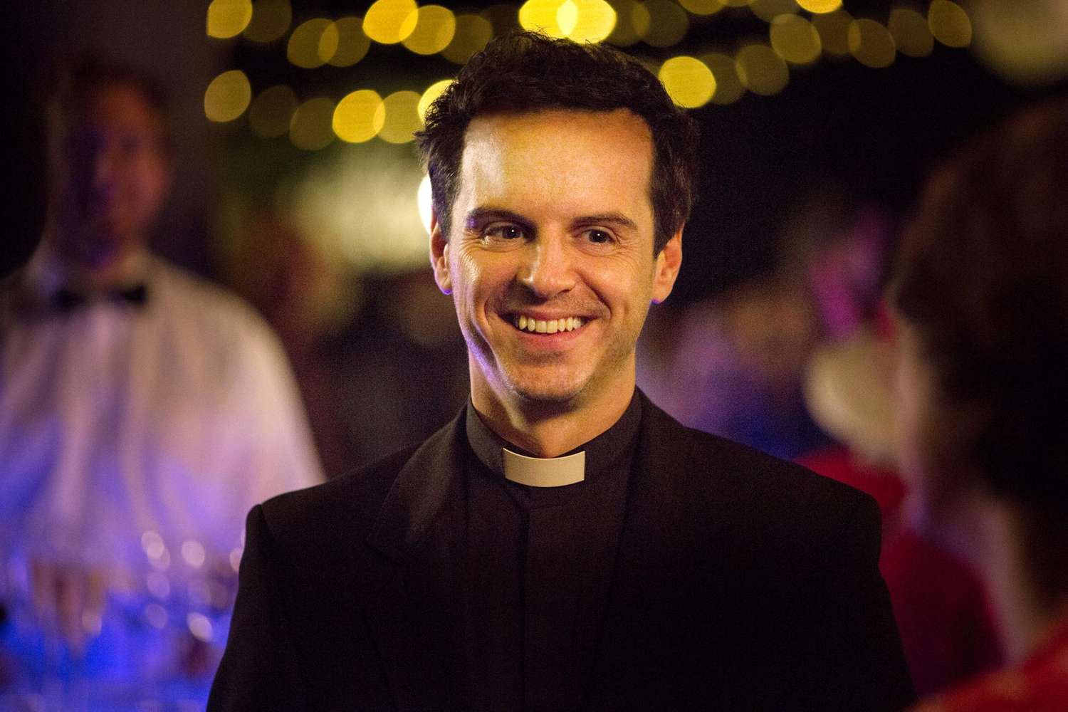 Andrew Scott Confirmado no Elenco de Entre Facas e Segredos 3