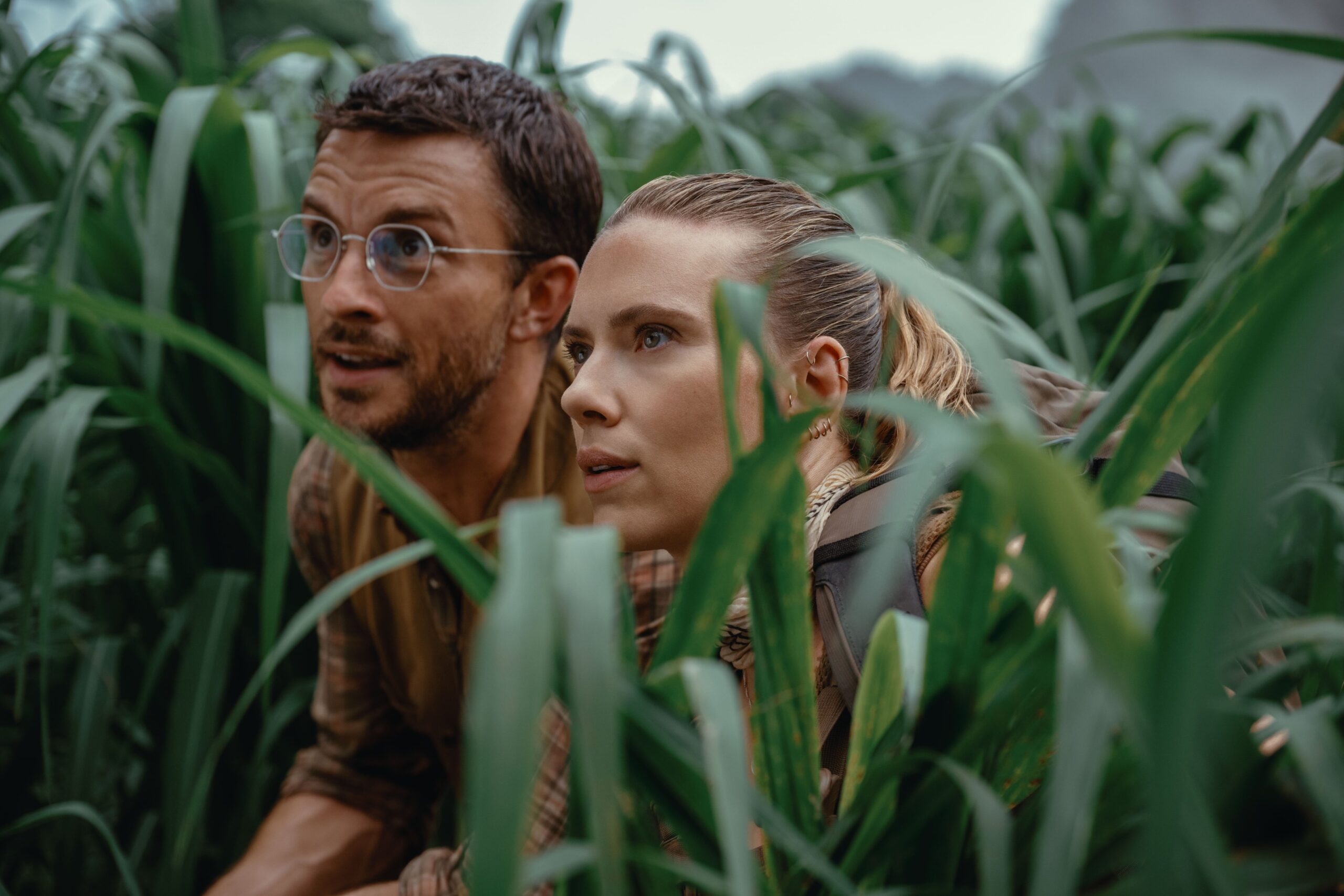 Jurassic World: Rebirth Revela Primeiras Imagens com Scarlett Johansson e Novidades Sobre a Saga