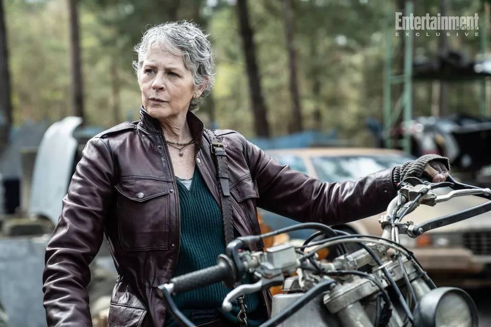 The Walking Dead: Daryl Dixon - Novas Fotos Mostram Reencontro Entre Daryl e Carol