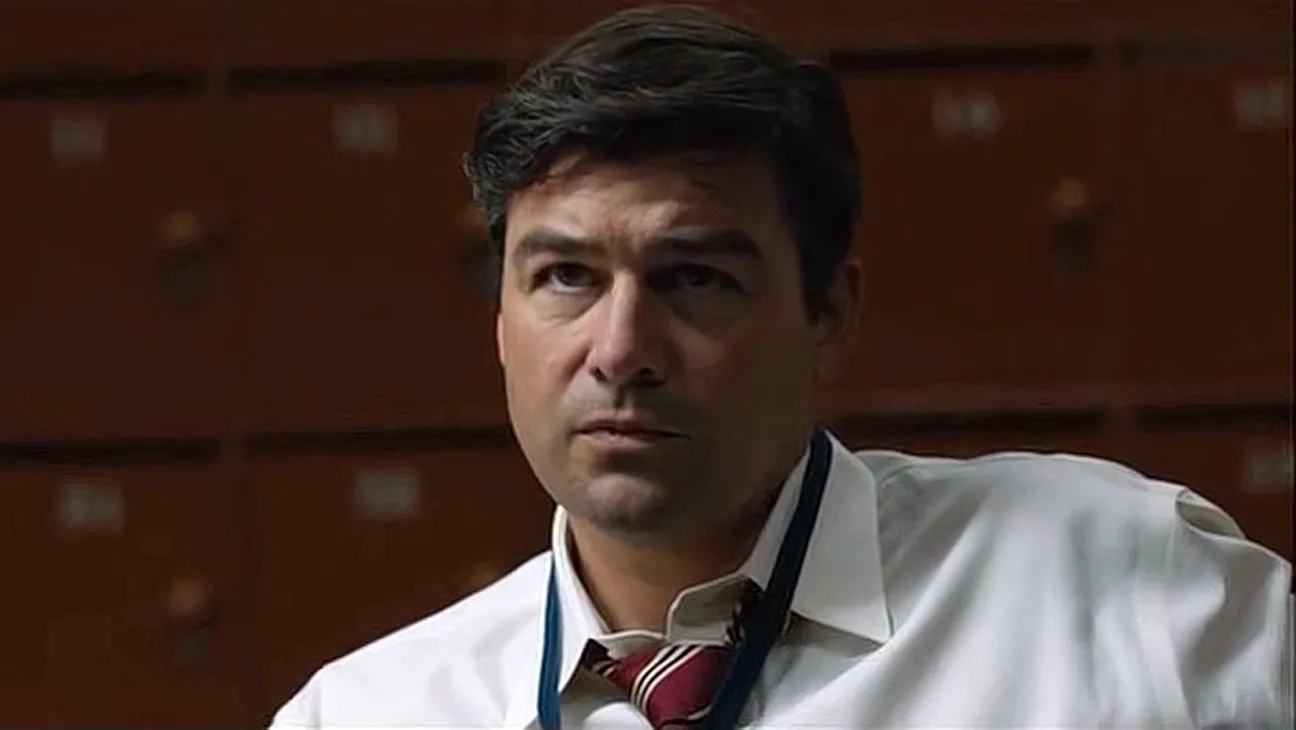 Kyle Chandler Está em Negociações para Interpretar Hal Jordan na Série do Lanterna Verde