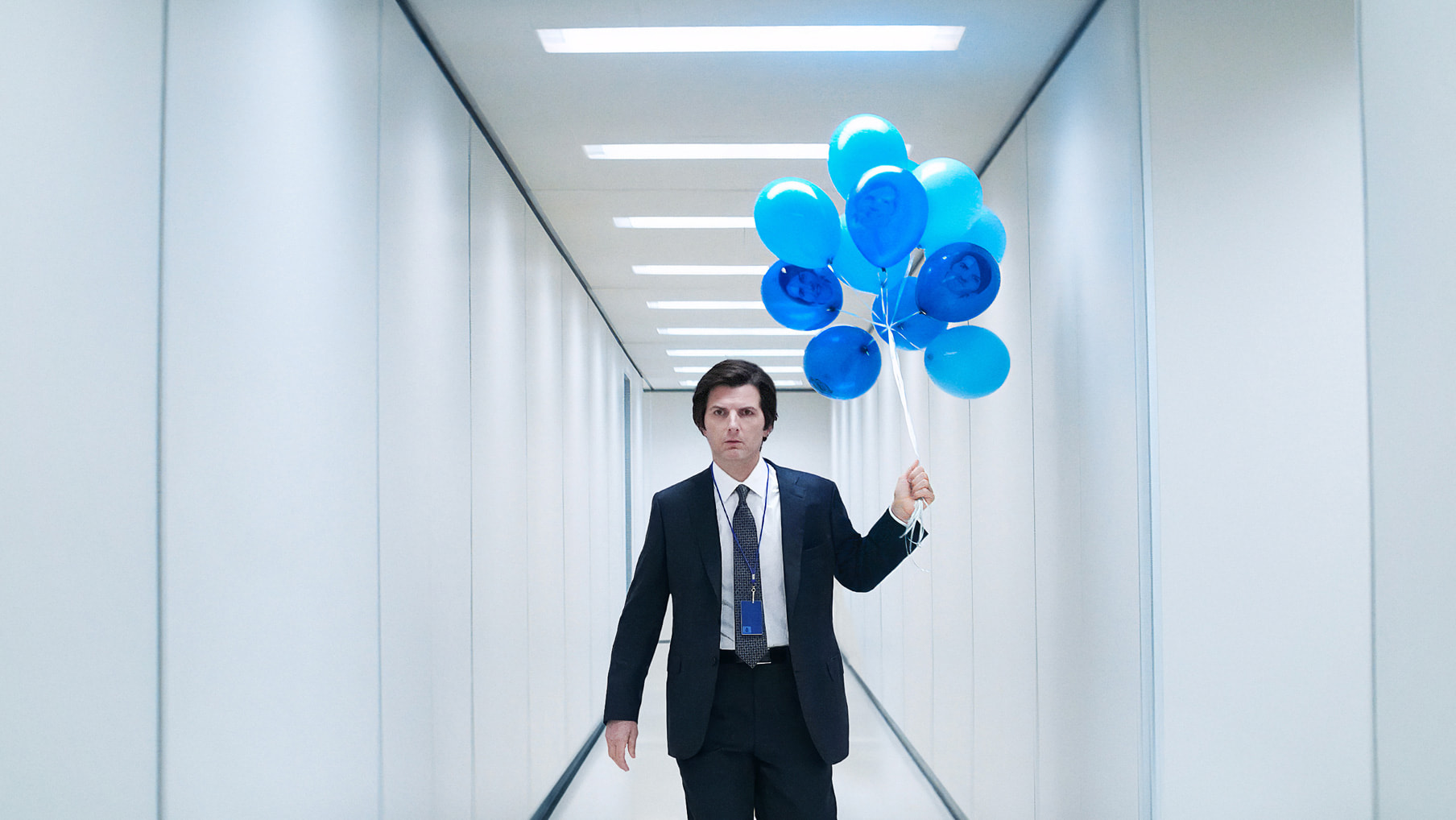 Apple TV+ confirma participação na CCXP24 com “Ruptura” e “Entre Montanhas”