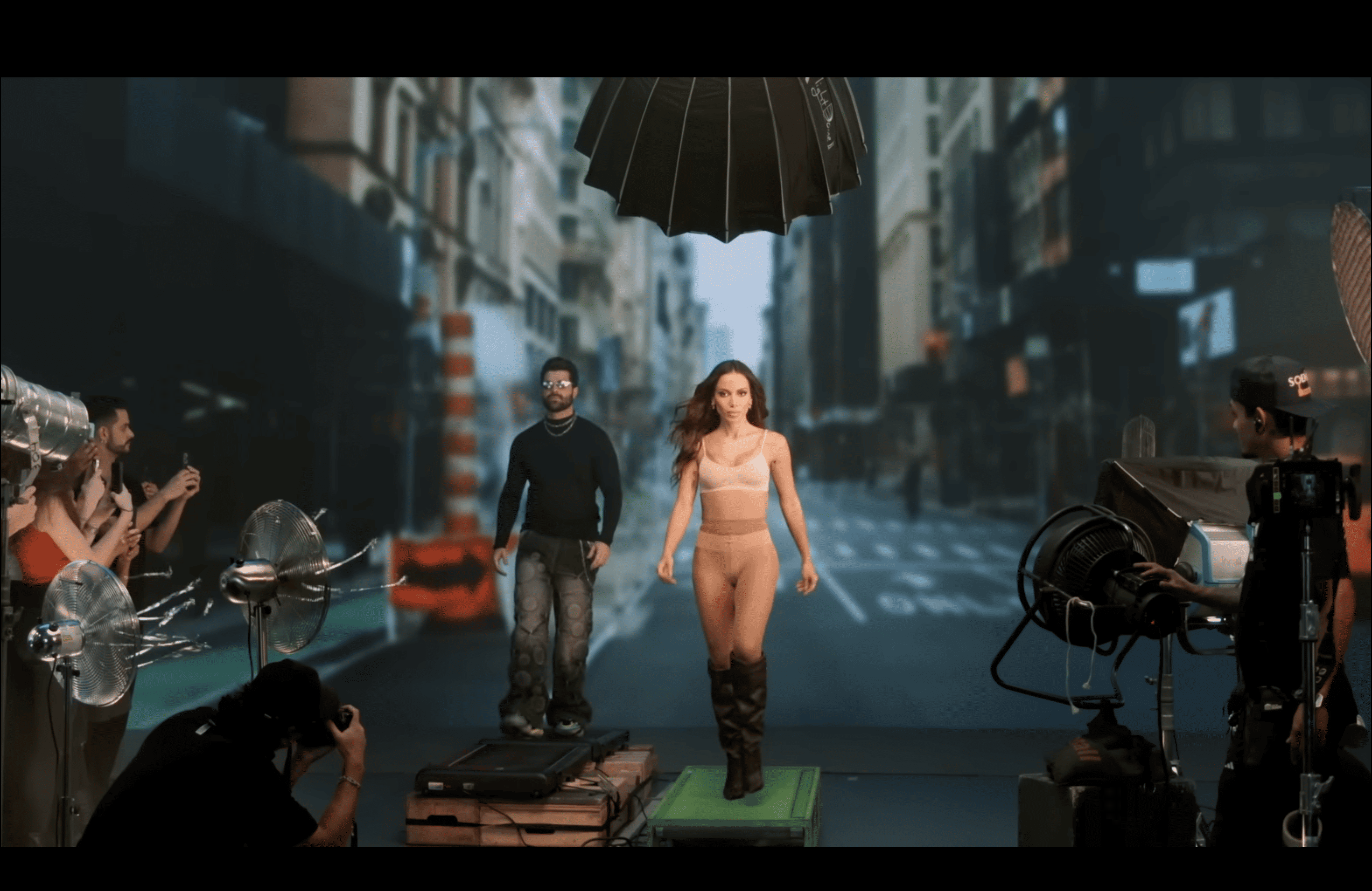 Alok & Anitta – Looking For Love (Official Video)