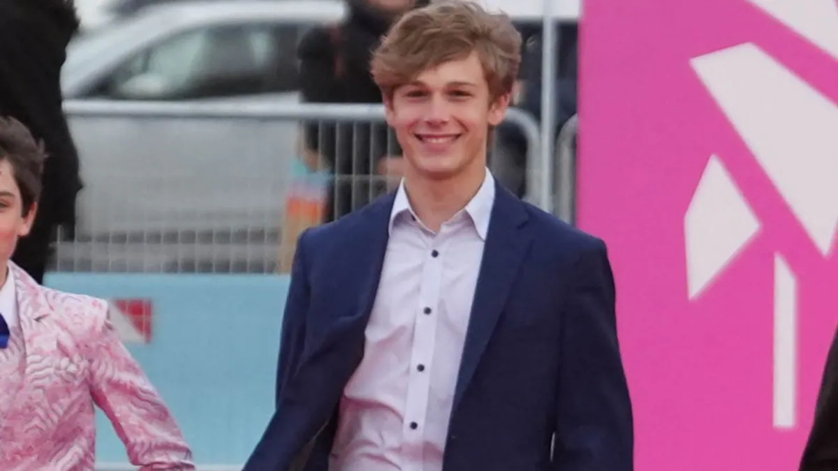 Perda Trágica: Hudson Meek, Ator Promissor de ‘Em Ritmo de Fuga’, Morre aos 16 Anos