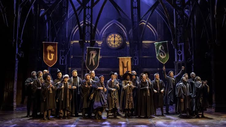 Harry Potter e a Criança Amaldiçoada chega ao Brasil em 2025