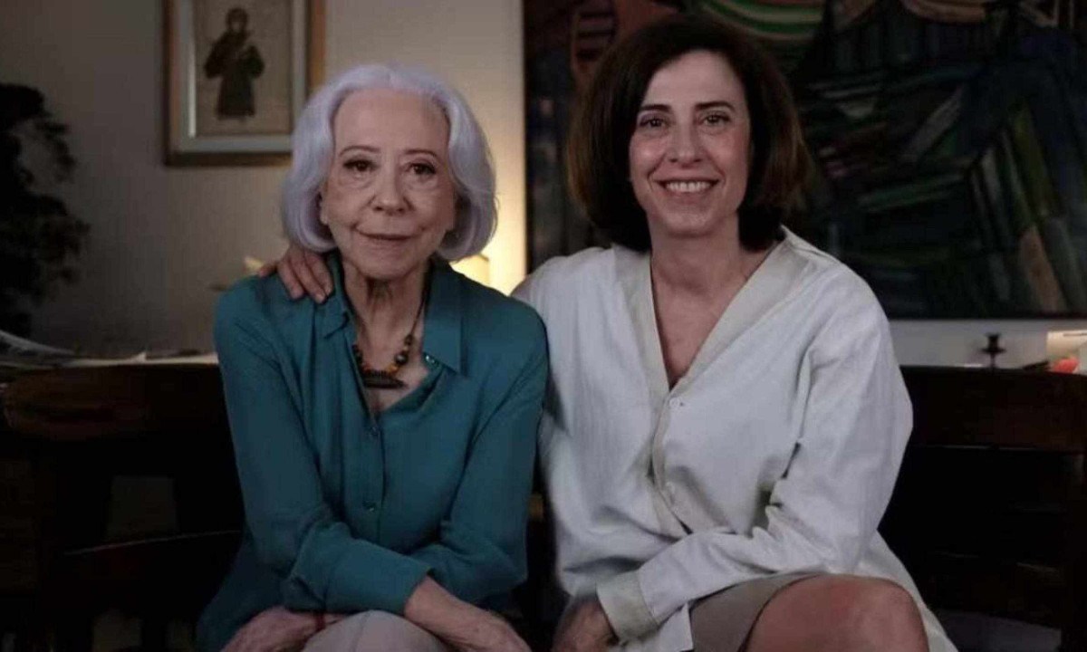 Fernanda Montenegro Celebra Vitória da Filha Fernanda Torres no Globo de Ouro 2025