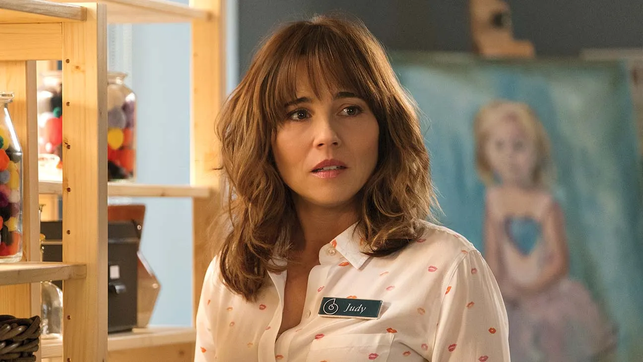 Linda Cardellini Interpretará a Mãe de Jason em Série de ‘Sexta-Feira 13’ pela A24