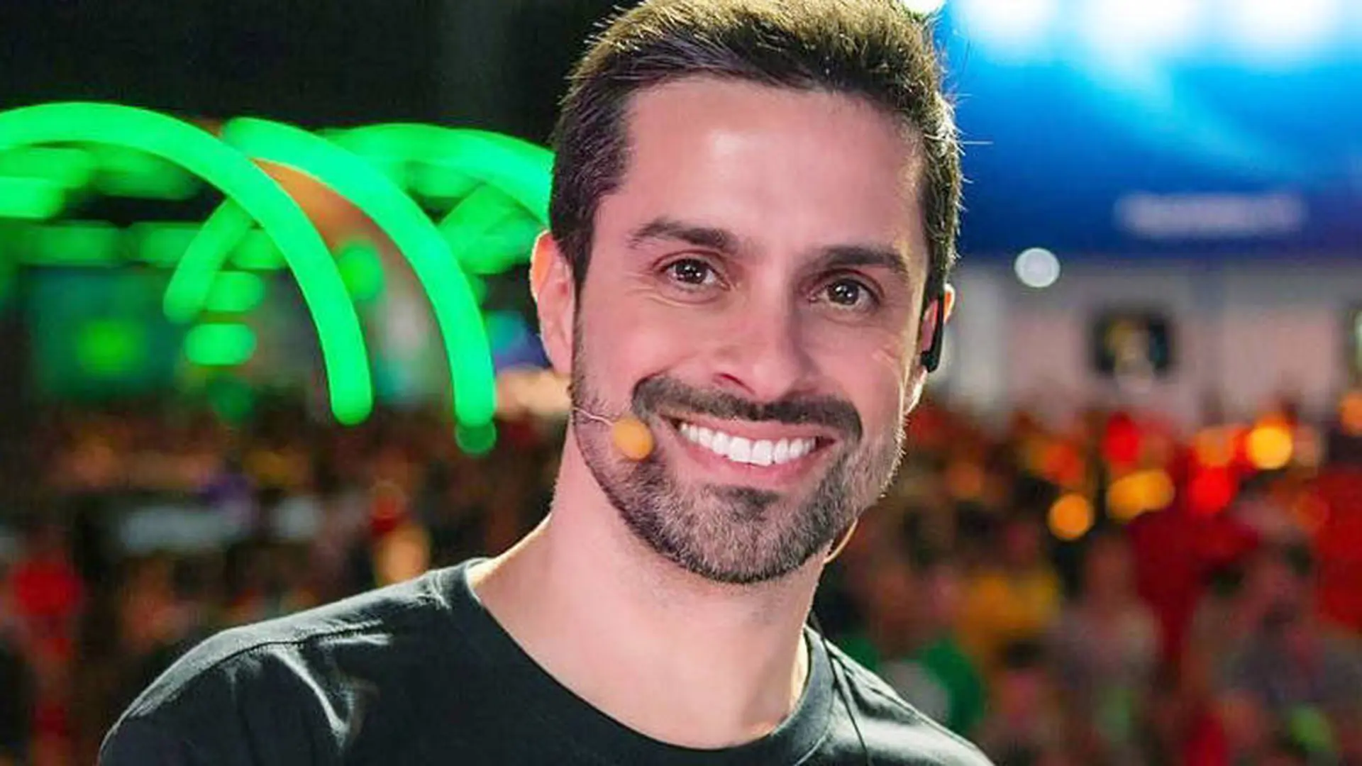 Mundo da Lua: Luciano Amaral Contesta TV Cultura Sobre Ausência no Reboot
