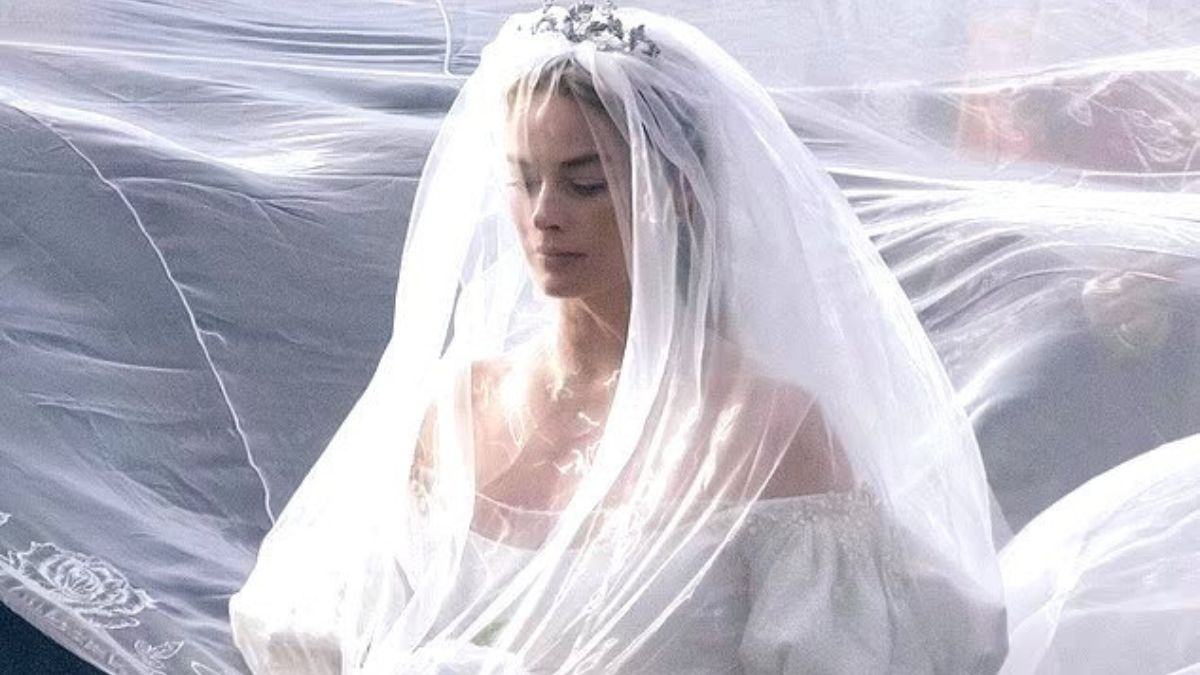 Margot Robbie Deslumbra como Noiva em ‘O Morro dos Ventos Uivantes’; Confira a Foto!