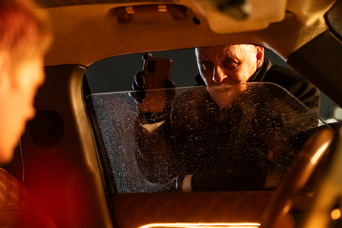 Anthony Hopkins Retorna com Força em “Confinado”, Novo Thriller da Diamond Films