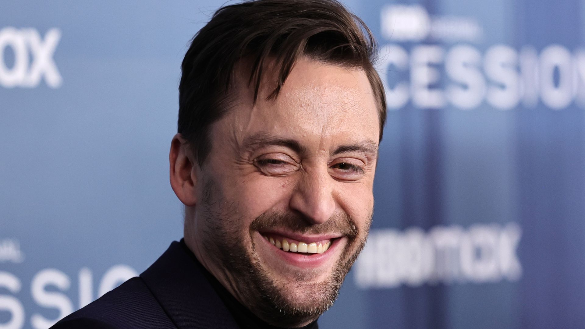 Kieran Culkin Assume o Papel de Caesar Flickerman em Novo Filme de Jogos Vorazes