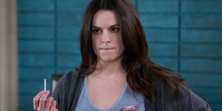 Vision Quest: Emily Hampshire Foi Escalada para Viver IA de Tony Stark