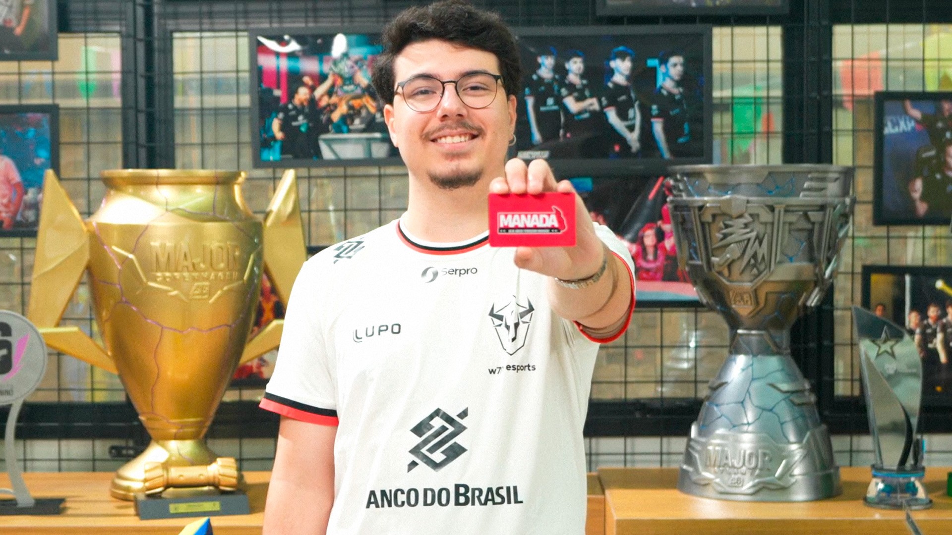 W7M Esports lança plataforma gamificada para fãs com recompensas e experiências exclusivas