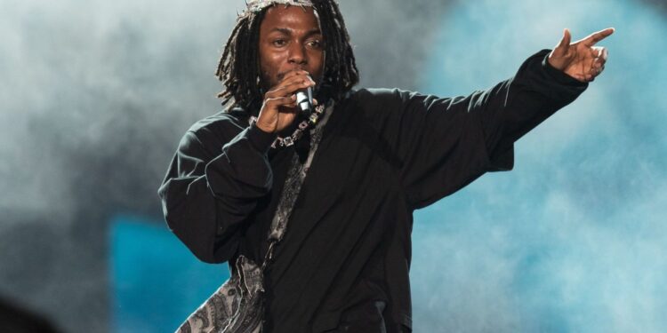 Grammy 2026: Kendrick Lamar lidera indicações em uma edição recheada de surpresas e diversidade musical!