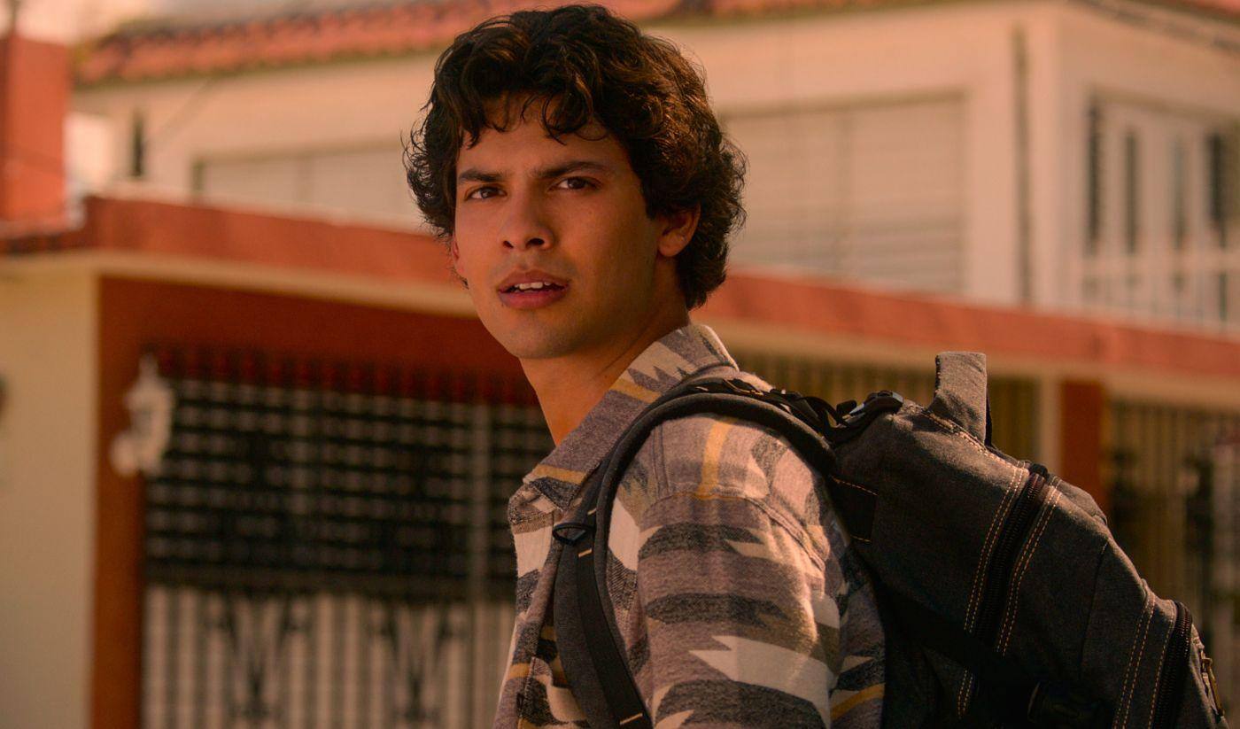 Xolo Maridueña é confirmado como Ace na 3ª temporada de One Piece live-action!