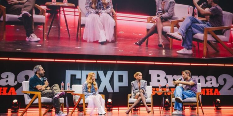 CCXP apresenta: Imagem Filmes: Bruna Surfistinha 2 - Deborah Secco, Marcus Baldini - Crédito @alnereis