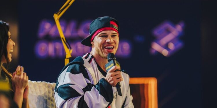 José Loreto emociona fãs na CCXP25 ao reviver Chorão em painel especial