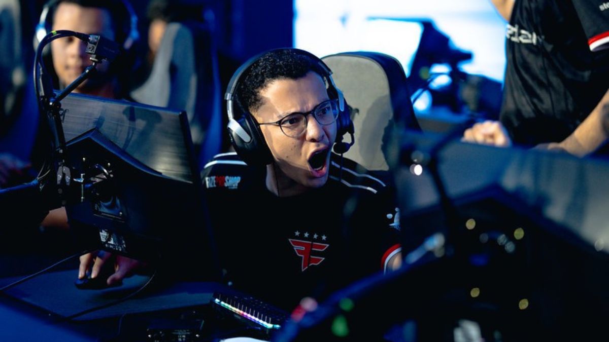 FaZe Clan vence W7M de virada e encara FURIA na grande final da SAL 2025!