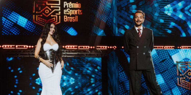 Prêmio eSports Brasil 2025: MT7 brilha com três troféus em noite histórica para os games