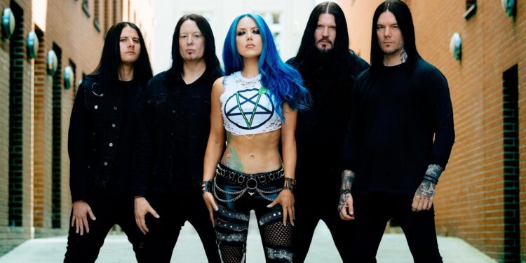 Arch Enemy é confirmado como headliner do dia 25 de abril no Bangers Open Air 2026