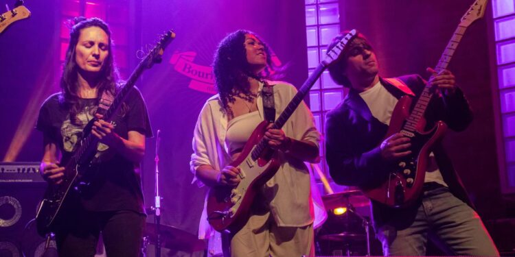Tributo a Eric Clapton ilumina Bourbon Street com show especial de Gabi Anias