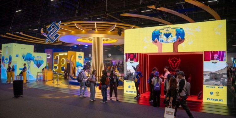 FluxoW7M na gamescom latam 2026 aposta em experiência imersiva com fãs, desafios e estrelas do cenário gamer