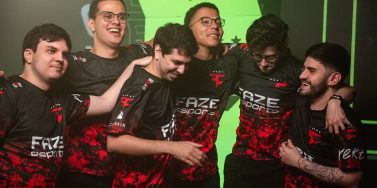 FaZe Clan lidera isolada a South America League