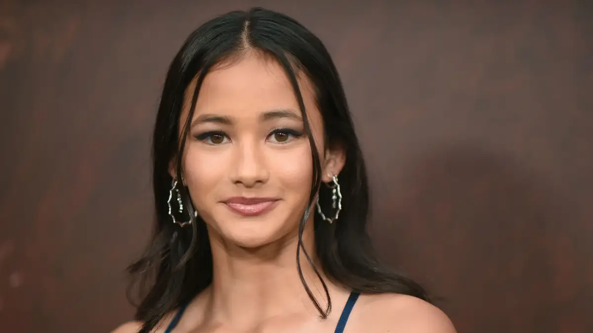 Morre Kaylee Hottle, atriz de Godzilla vs. Kong, aos 18 anos